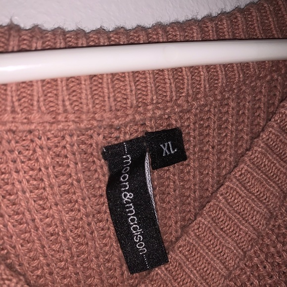 Sweater - Picture 3 of 3